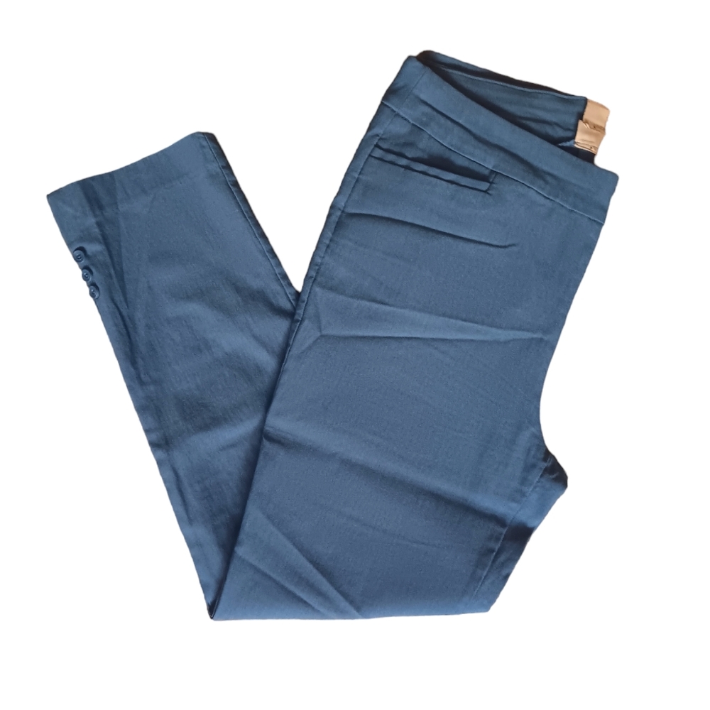 CHICOS Cropped Blue pants - 1.5R